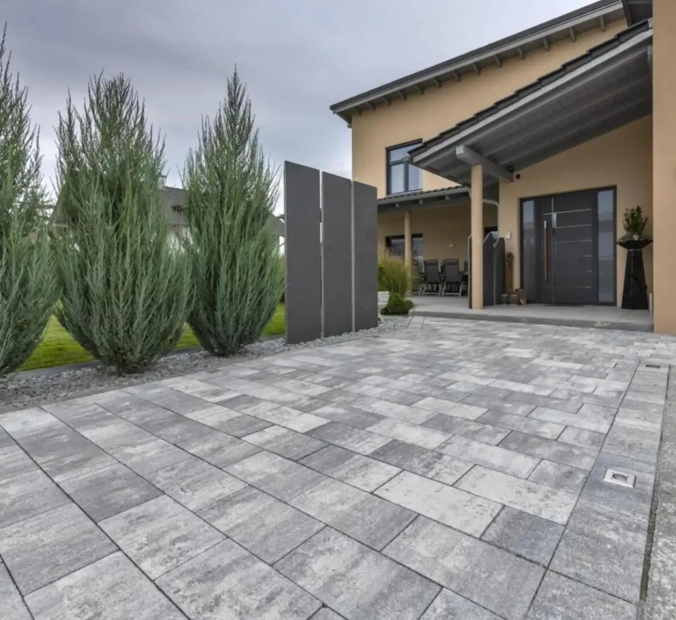 Pflaster - einfahrt totale